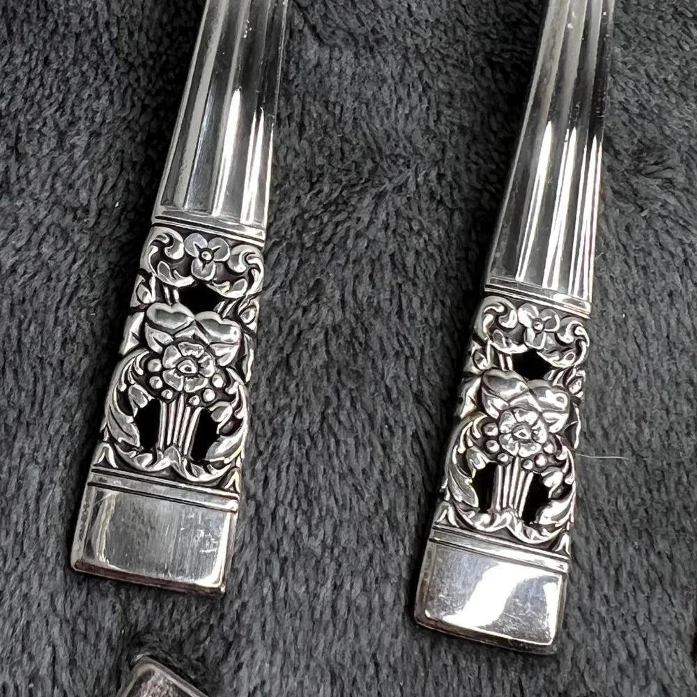 Oneida Community Silverplate Coronation Flatware Lot 41 Piece Serving Dinner
